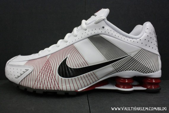 Nike Shox R4 Flywire - Fall 2009