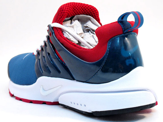 nike-air-presto-blue-red-2