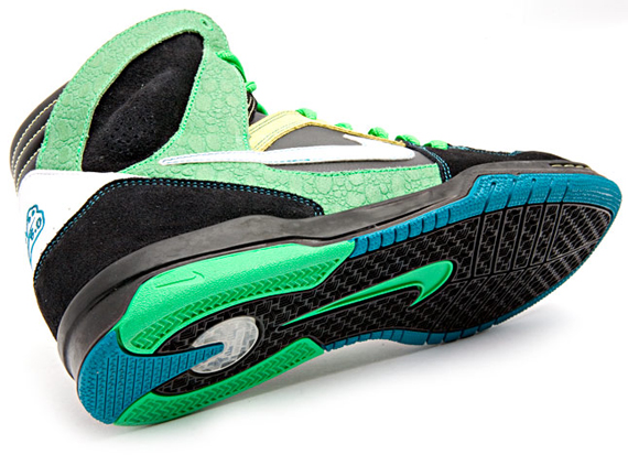 nike-zoom-oncore-high-2