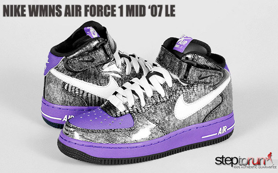 wmns-air-force-1-mid-snakeskin-purple-01