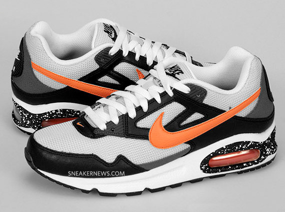 Nike Air Max Skyline - Neutral Grey - Orange Blaze - Black