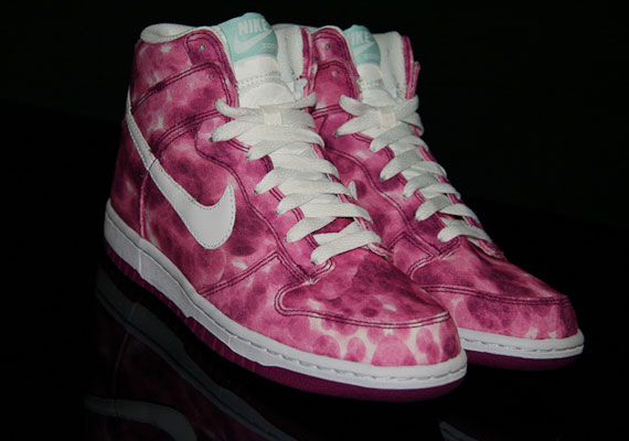 wmns-dunk-hi-tie-dye-8