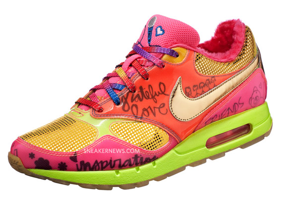 Nike x Doernbecher – Air Max Zenyth by Anna Finley
