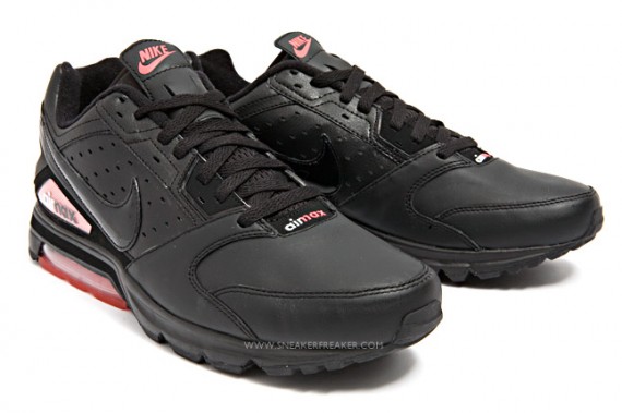 Nike Classic Rival EU – Black – Pink – Red