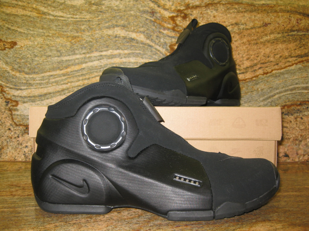 Nike-Air-Flightposite-II-LE-Black-Spring-2010-Sample-2