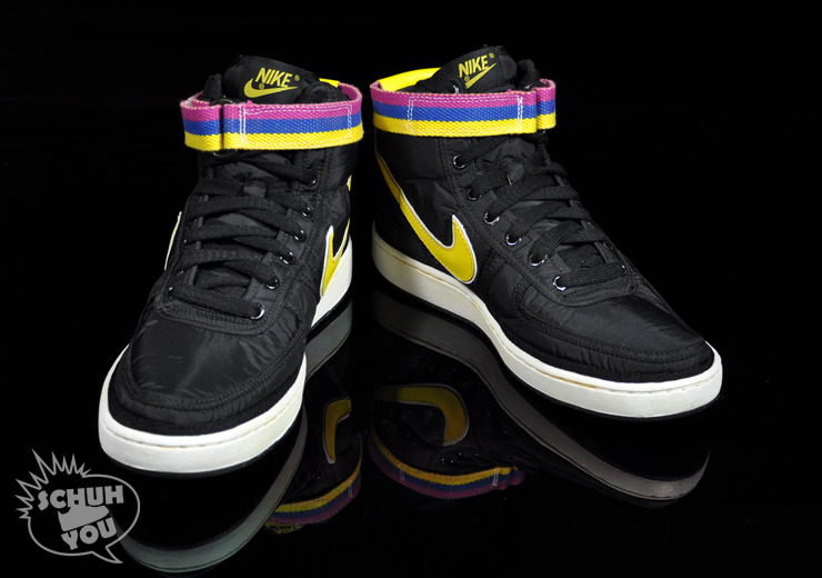 Nike-Vandal-Supreme-Hi-Black-Yellow-03