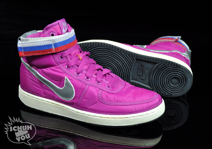 Nike-Vandal-Supreme-Hi-Pink-03