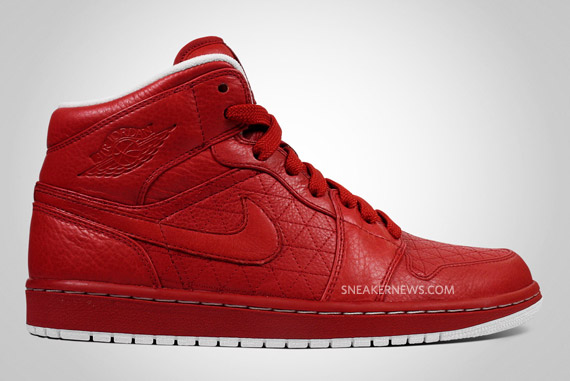 air-jordan-1-holiday-2009-1