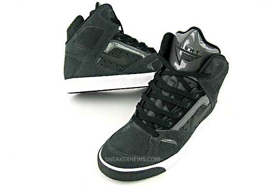 Nike Auto Flight High - Anthracite / Black / White - Available