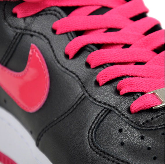 nike-wmns-air-force-1-high-black-pink-2