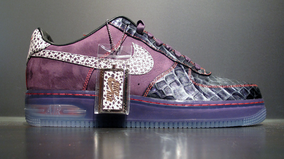 Nike-Air-Force-1-Bespoke-by-Eric-Villatoro-1