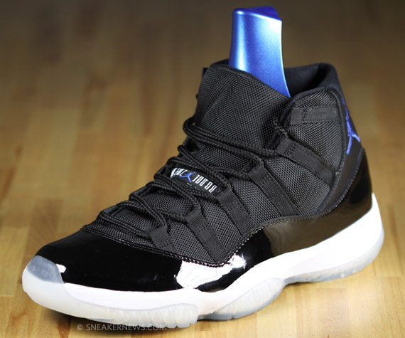 Air Jordan XI (11) Space Jam - B-Grades @ Nike Outlets