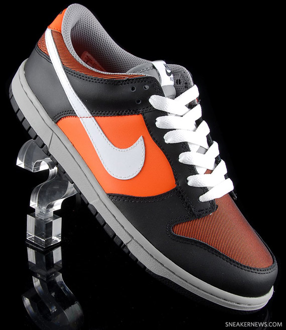 nike-dunk-low-black-orange-ballistic-02