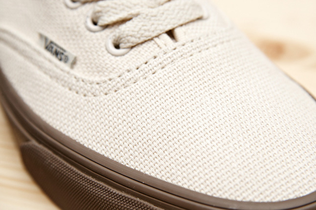 vans-hemp-close-up-1