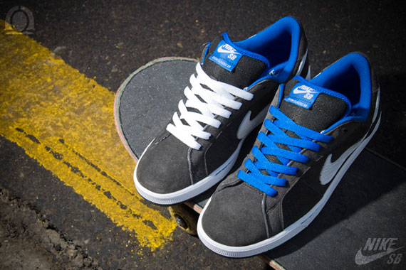 Nike SB Zoom Classic – Newsprint – Sapphire Blue