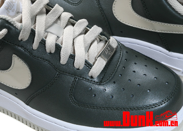 Nike WMNS Air Force 1 Low – Dark Army – Birch