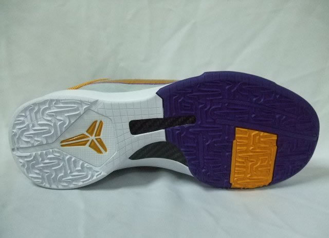 Nike_Zoom_Kobe_V_5_Lakers_Home_Colorway_First_Images_View_0-3 Nike_Zoom_Kobe_V_5_Lakers_Home_Colorway_First_Images_View_0-3