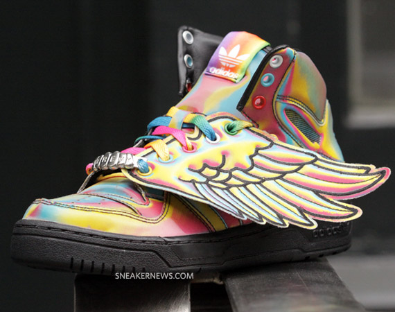 adidas-jeremy-scott-wings-rainbow-13