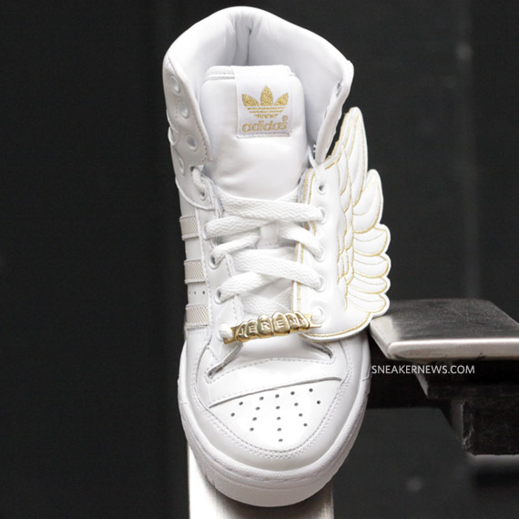 adidas-jeremy-scott-wings-white-gold-06