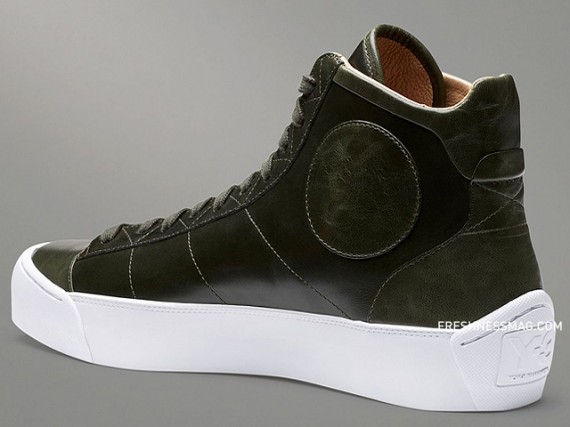 adidas-y3-hejarklack-hi-b-570x427