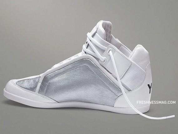 adidas-y3-kazuhiri-wht-b-570x427