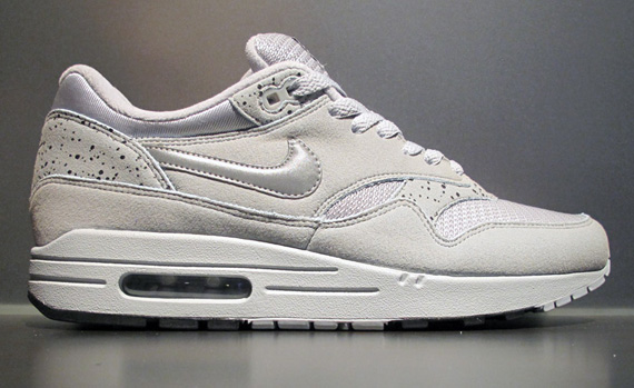 Nike Sportswear Air Max 1 – ‘Try-On’