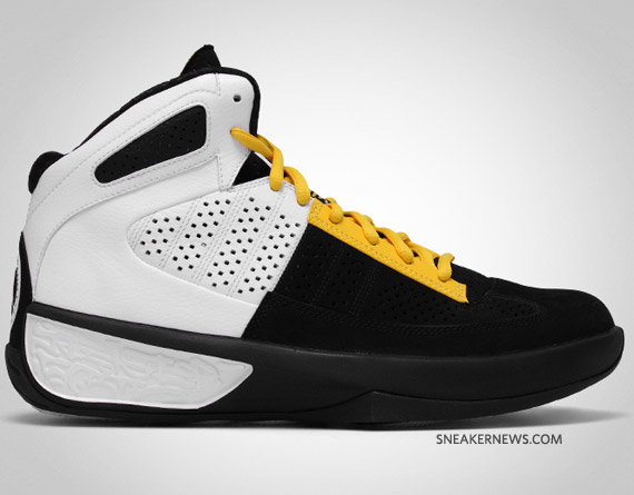 Jordan Icons Classic White Black Varsity Maize