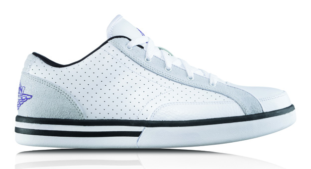 Jordan Phly Legend Low Wht Vpur Blk Natgrey