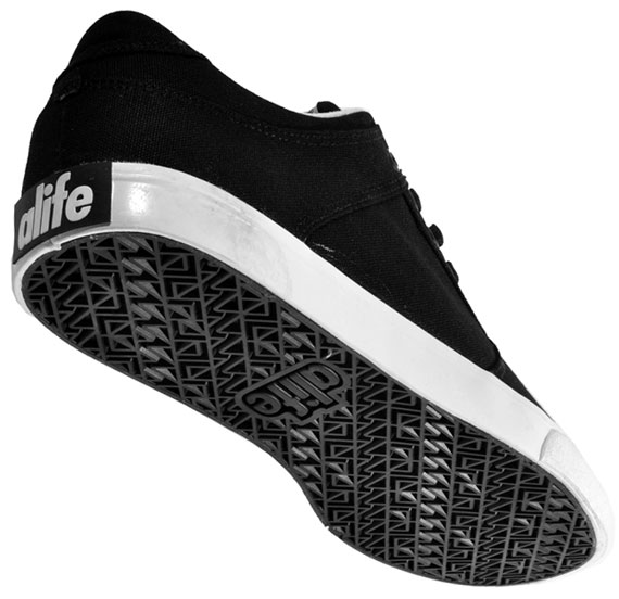 Alife Everybody Low Canvas 06