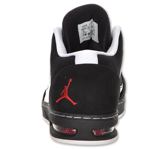 Jordan Classic Low Black Red 02