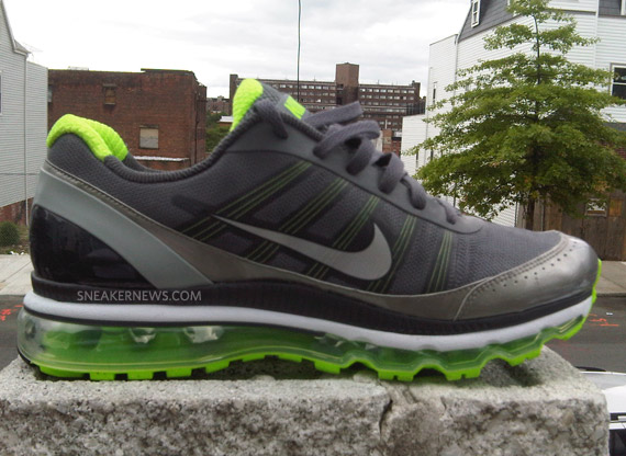 Nike Air Max 2010 Scrapped Sample 2