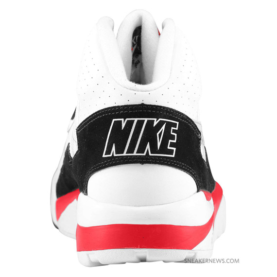 Nike Air Trainer Sc White Red Grey 4