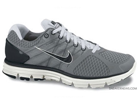 Nike Lunarglide 2 Holiday 2010 03