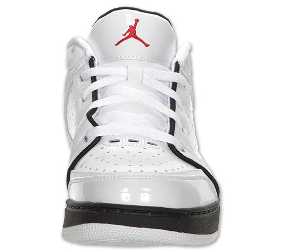 Jordan Classic Low White Black Red 05