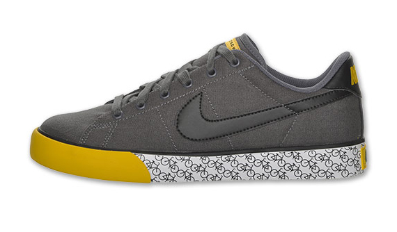 Nike Sweet Classic Low Canvas Livestrong 02