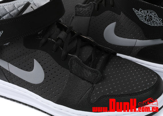 Air Jordan Alpha 1 Outdoor Black Stealth 05