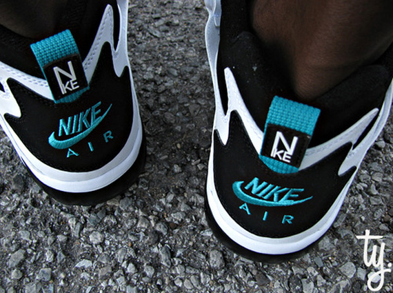 nike-air-diamond-turf-black-teal-white-sample-03 Nike Air Diamond Turf Black Teal White Sample 03
