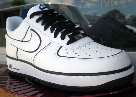 Nike Air Force 1 White Black Contrast 02