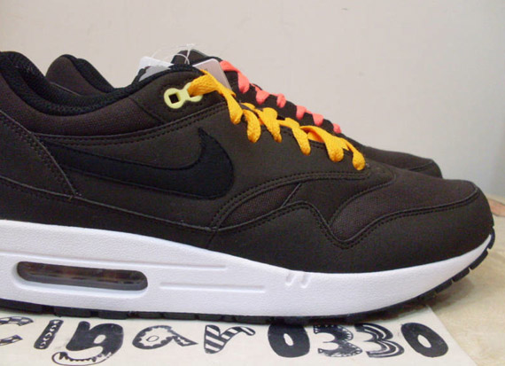 Nike Air Max 1 Acg Brown Velvet 1