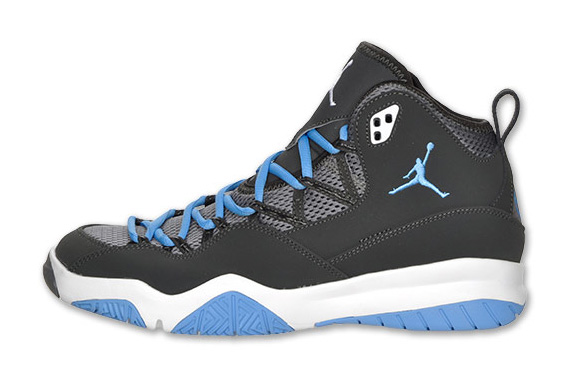 Jordan Pregame Xt Light Grphte Uniblue 02