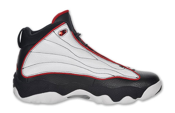 Jumpman Pro Strong Bulls 03