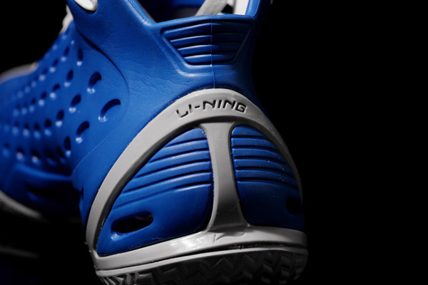 Li Ning F2 Liftoff Basketball 16