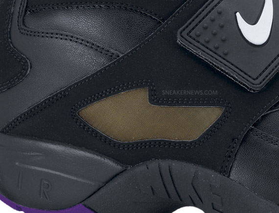 Nike Air Diamond Turf – ‘Ravens’ | August 2010