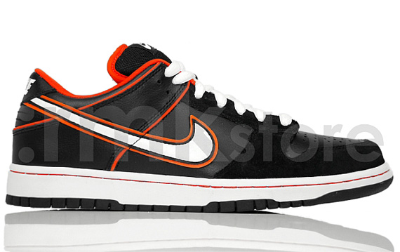 Nike Sb Dunk Low Blk Orng Blaze Rmk 01