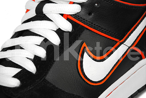 Nike Sb Dunk Low Blk Orng Blaze Rmk 02