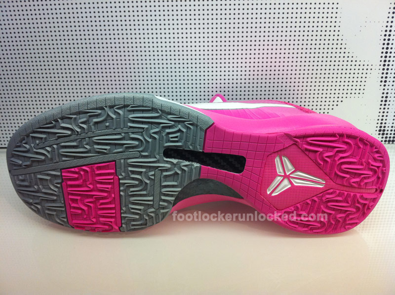 Nike Zoom Kobe V Kay Yow 4