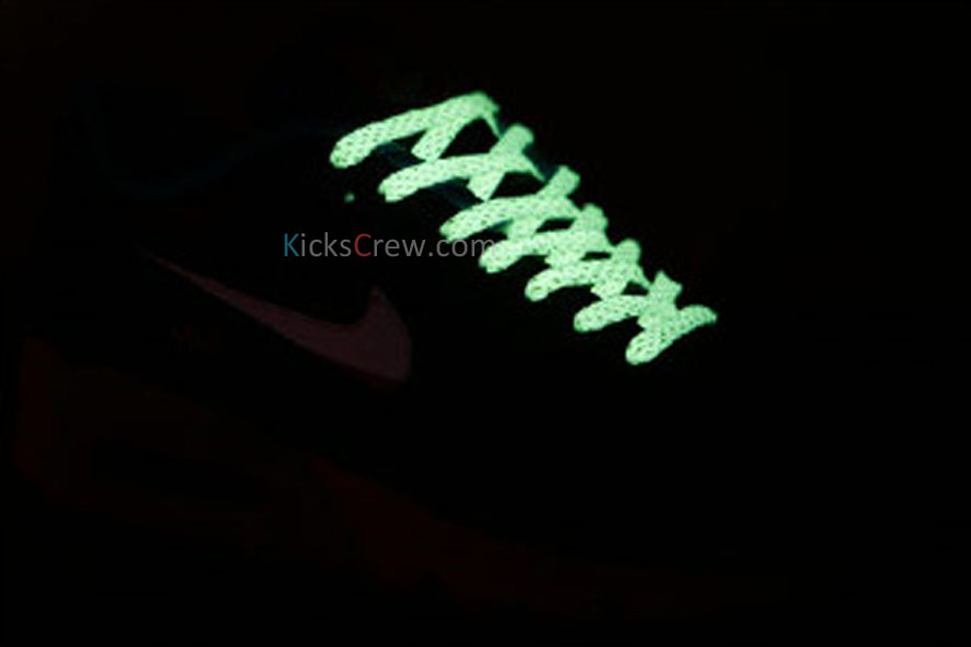 Nike Air Max 90 GS – Glow in the Dark Laces