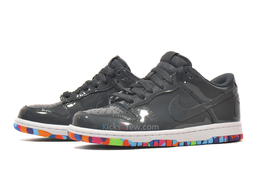 317813 006 2 Wmns Nike Dunk Low 006 Bw