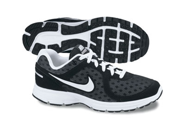 Nike Air Relentless Black White