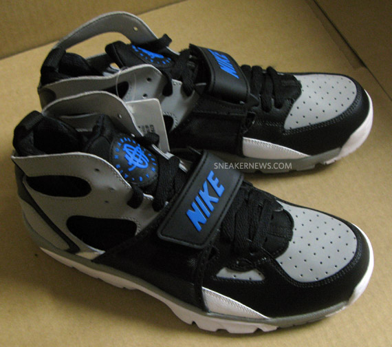 Nike Air Trainer Huarache Spring 2011 Preview 2